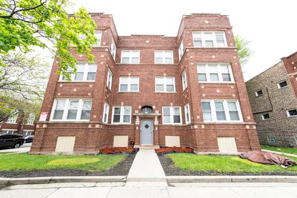 7956 S Aberdeen St property